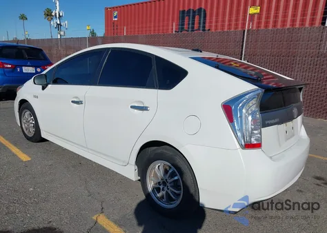 2015 Toyota Prius Plug-In из США, поврежденный, VIN JTDKN3DP0F3072598